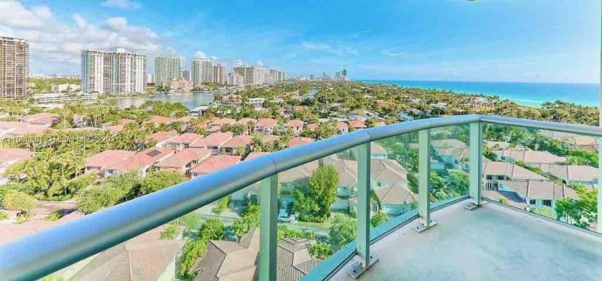 Apartamento Breathtaking Ocean View! 15Th Floor Miami Beach Exterior foto