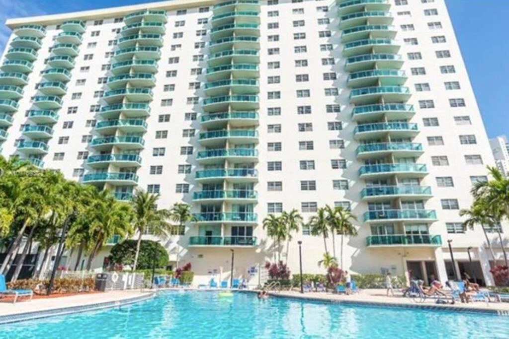 Apartamento Breathtaking Ocean View! 15Th Floor Miami Beach Exterior foto