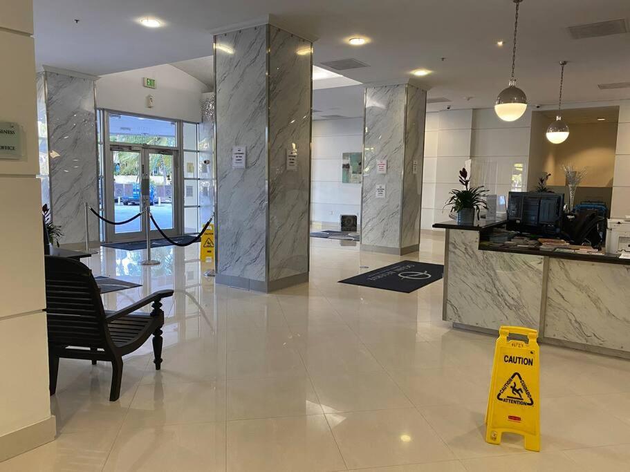 Apartamento Breathtaking Ocean View! 15Th Floor Miami Beach Exterior foto