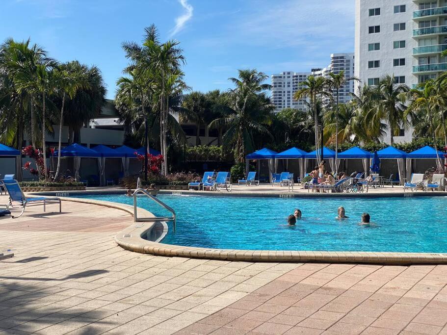 Apartamento Breathtaking Ocean View! 15Th Floor Miami Beach Exterior foto